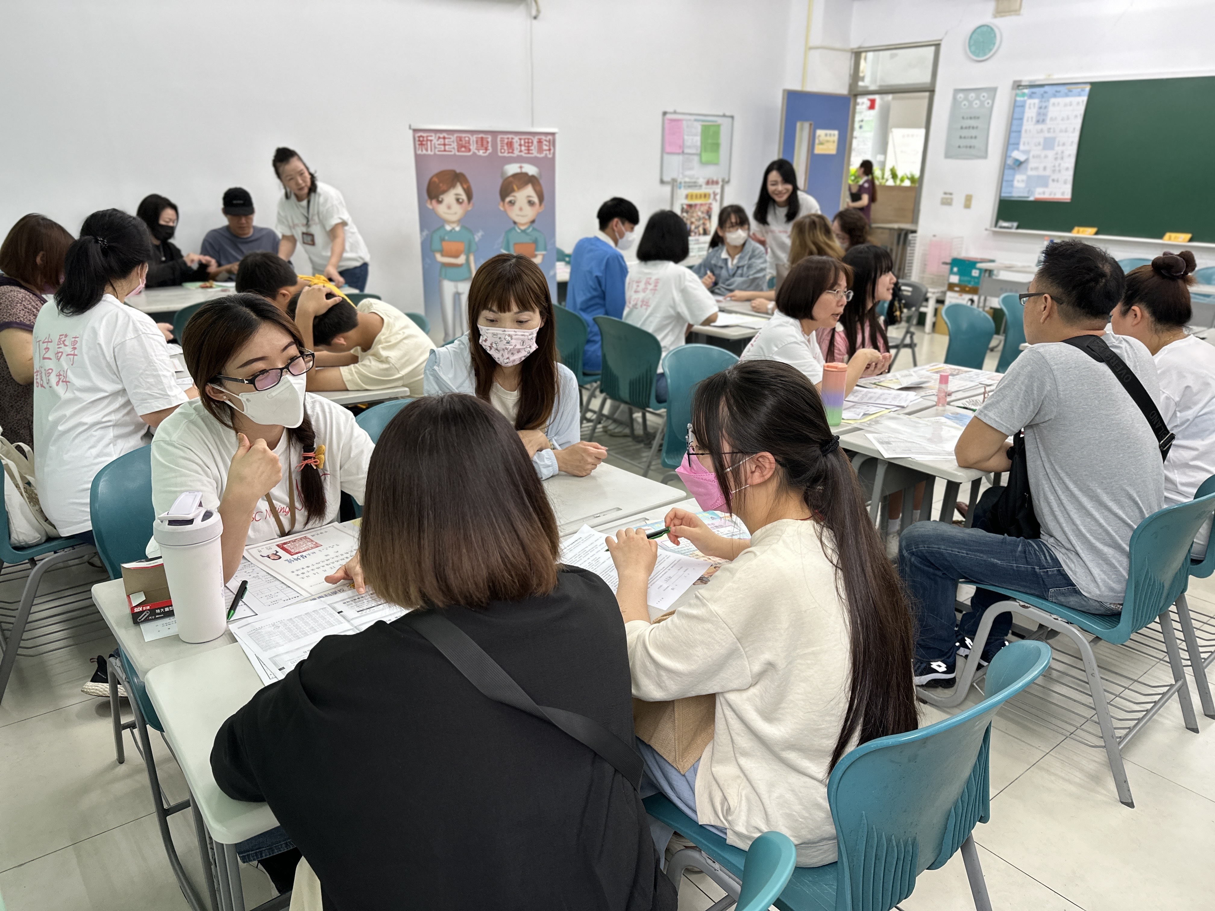 今日為新生醫護管理專科學校114學年度「五專優先免試入學」報到首日。圖：新生醫專提供